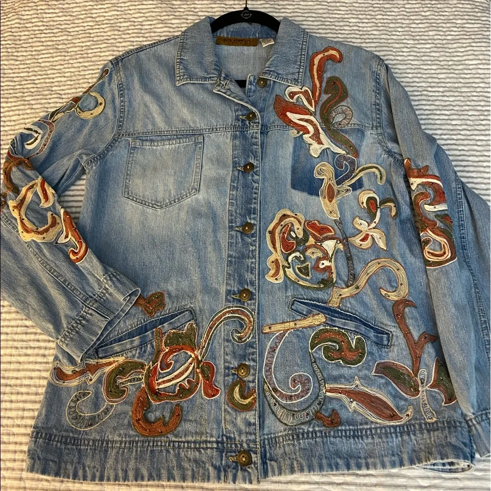 NWOT Boho Embroidered Denim Jacket Sm/Med - Picture 9 of 15